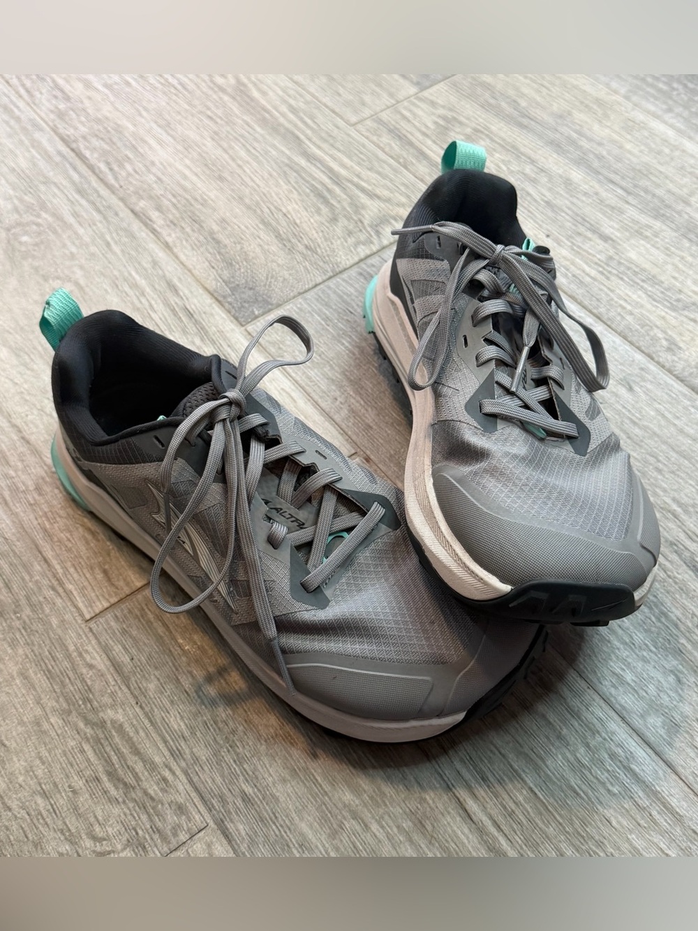 ALTRA Lone Peak 9 Gray Running Trail Hiking Women’s 10.5 Outdoor Workout